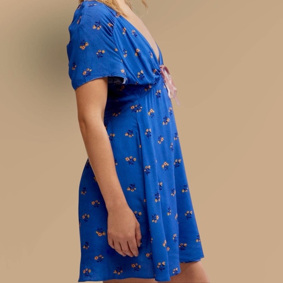 NWT Free People ‘Everyone’s Favorite Mini Dress’ in “Dutch Blue Combo” Size XS - Picture 2 of 16
